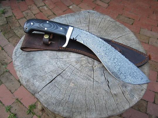 Simple Guide to The Gurkha Kukri Knife - Battlingbladess
