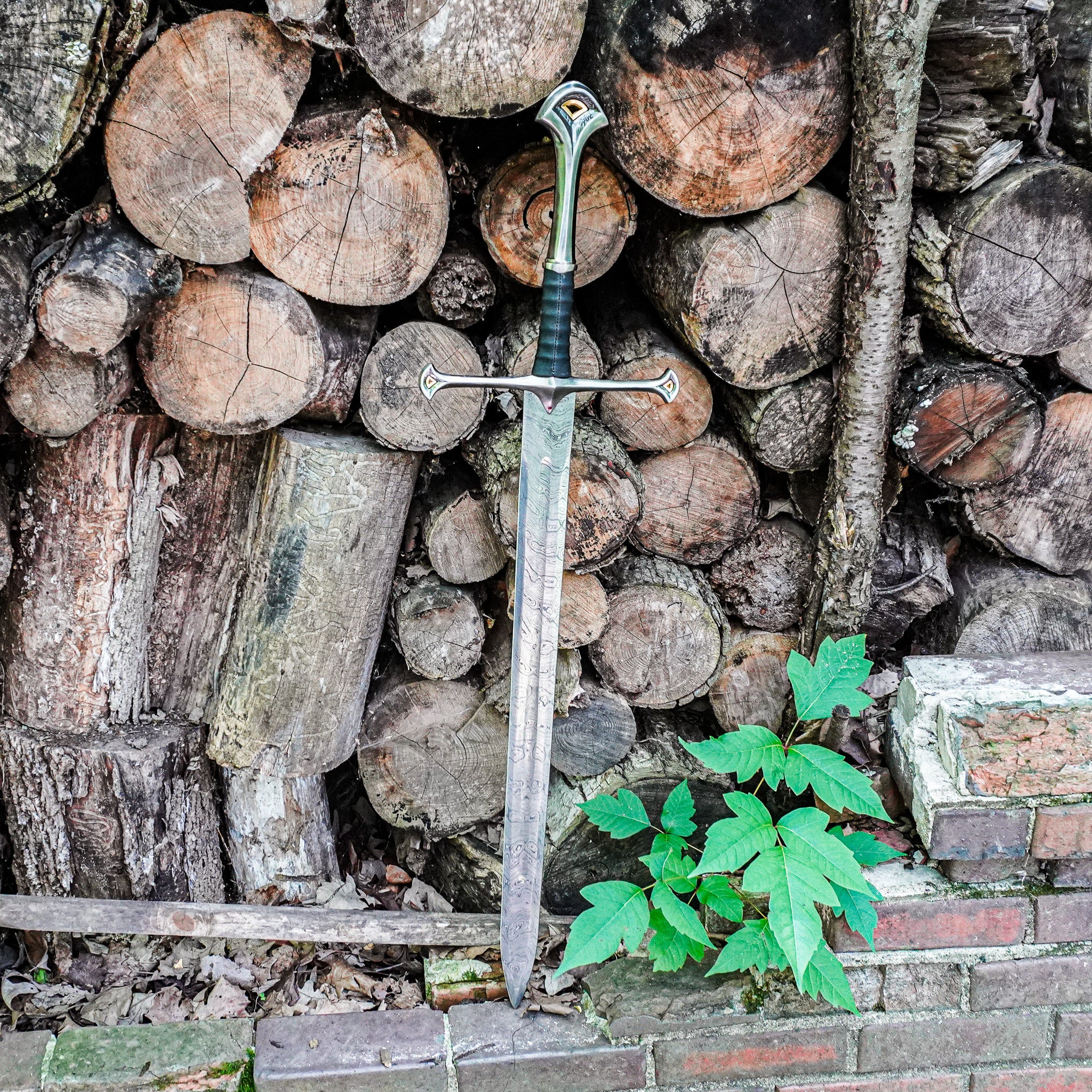 Longsword- High Carbon Damascus Steel- 38"