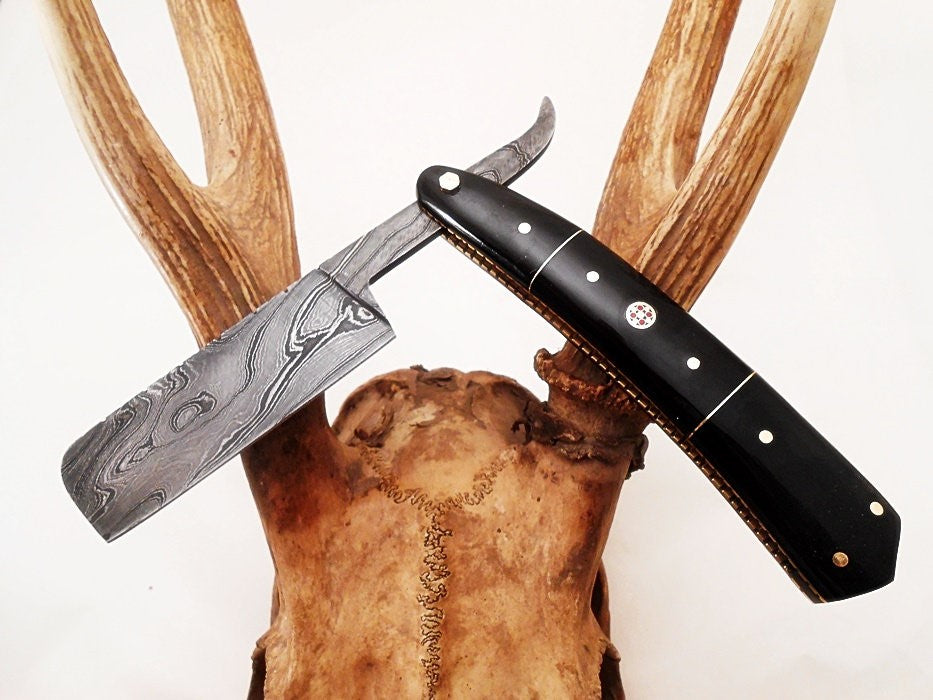 Straight Razor- High Carbon Damascus Steel Blade